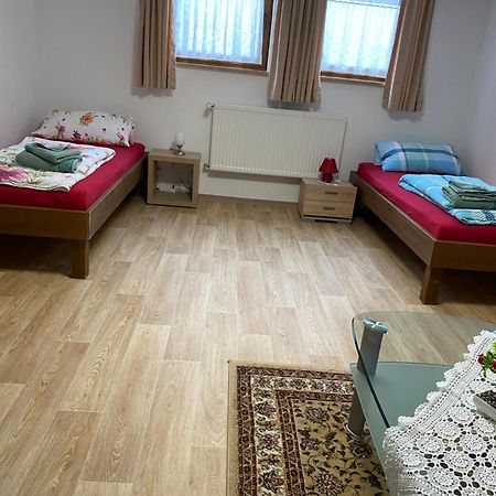 Ferienwohnung Eibenweg Gebsattel Exterior photo